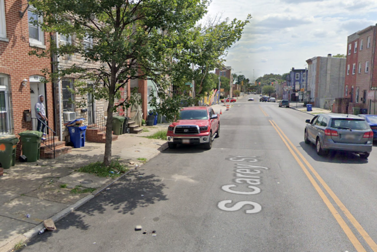 Daylight Gunfire Rocks Hollins Market Block In Southwest Baltimore