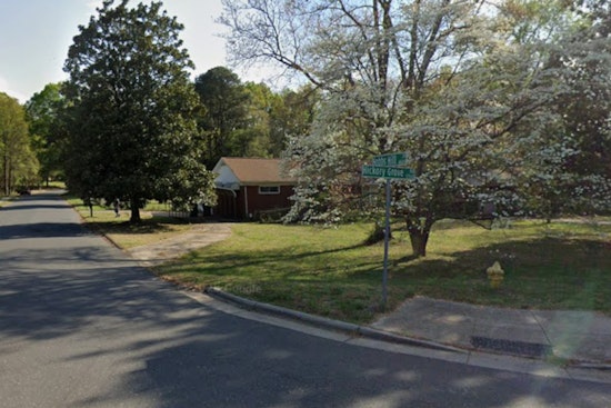 Deadly Gunfire Shuts Down Stretch Of Hickory Grove Road In East Charlotte