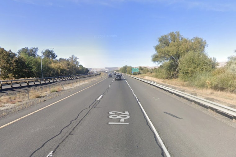 Deadly Late-Night I-82 Crash Kills Union Gap Pedestrian Near Valley Mall