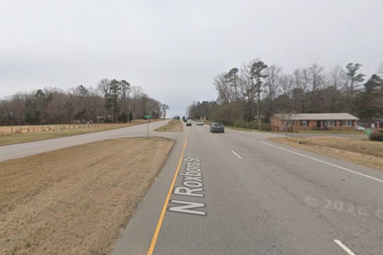 Deadly North Roxboro Street Head-On Crash Rocks Durham Before Dawn