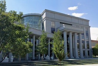 Denver Lawyer Booted From Bar Over $600K Client Settlement Heist