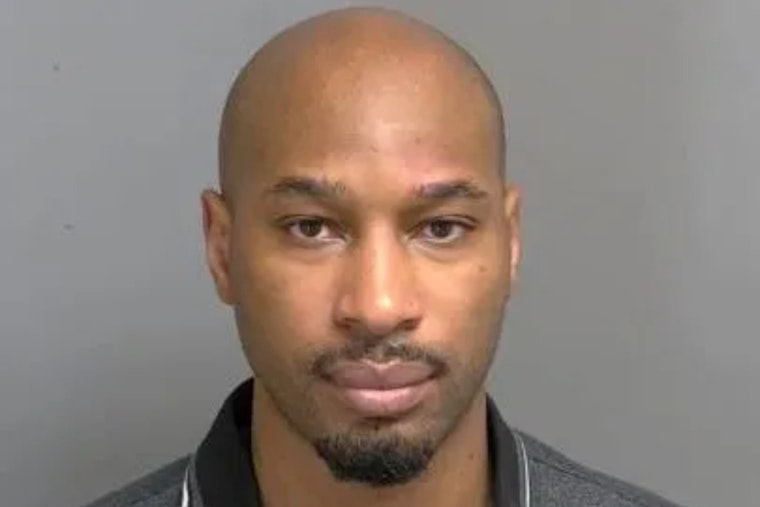 Detroit Cop From Warren Lands Probation In 12-Year-Old Texting Case