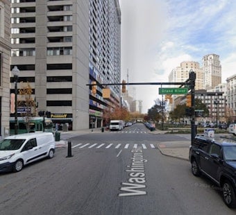 Detroit Housing Chiefs Eye Takeover Of Downtown Kamper, Stevens Senior Towers