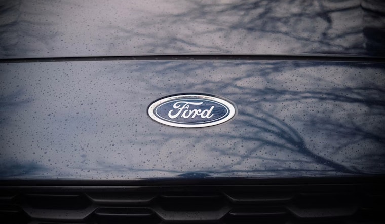 Detroit Seat‑Belt Scare: Ford Yanks Nearly 420,000 Big SUVs From The Road