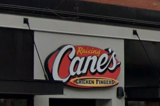 DFW Fliers Score 24/7 Chicken Fix As Raising Cane’s Lands In Terminal B