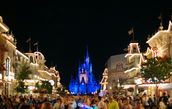 Disney World Sets Dates For Very Merry And Jollywood Nights