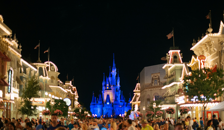 Disney World Sets Dates For Very Merry And Jollywood Nights