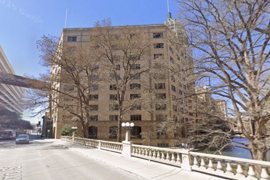 Downtown CPS Tower Near River Walk Nears $32 Million Rescue Deal