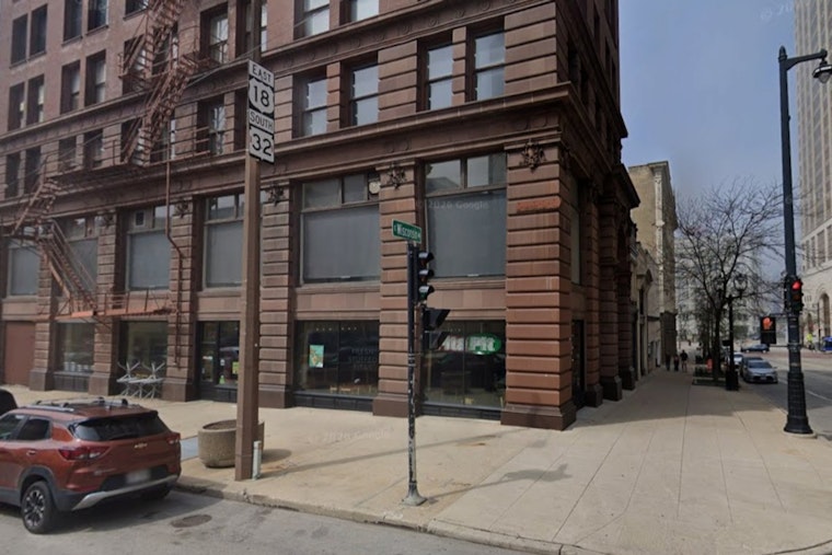Downtown Milwaukee Pita Pit Vanishes, Corner Spot Up For Grabs