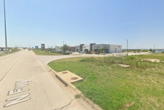 Drive-Thru Pho Heats Up the North Fort Worth Commute