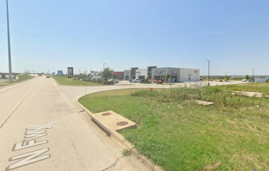 Drive-Thru Pho Heats Up the North Fort Worth Commute