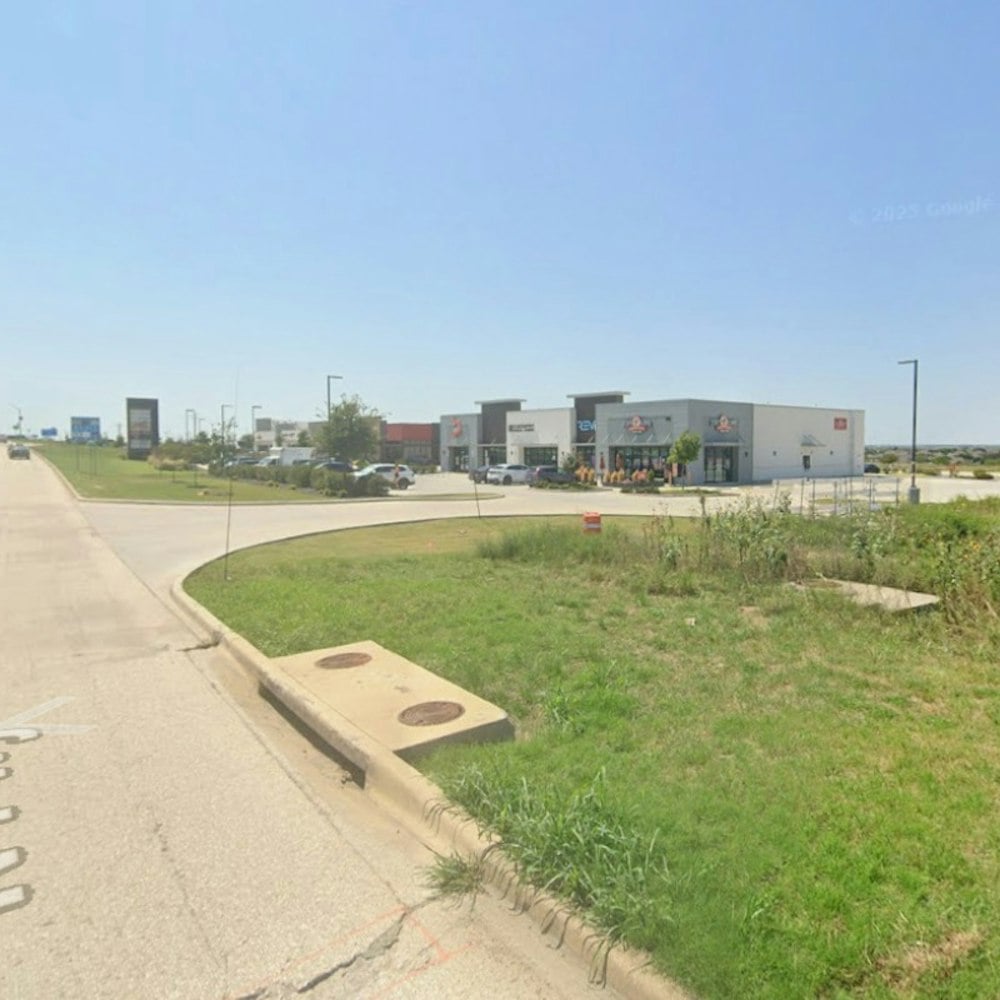 Drive-Thru Pho Heats Up the North Fort Worth Commute