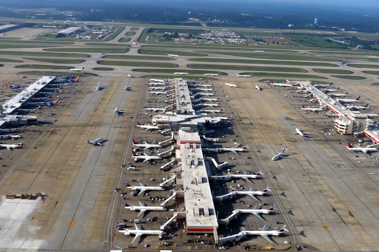 Drunk Jet-Bridge Brawl Erupts At Atlanta Airport Gate