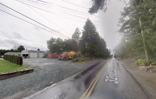 Edgewood Block Rocked After Excavator Rips Gas Line