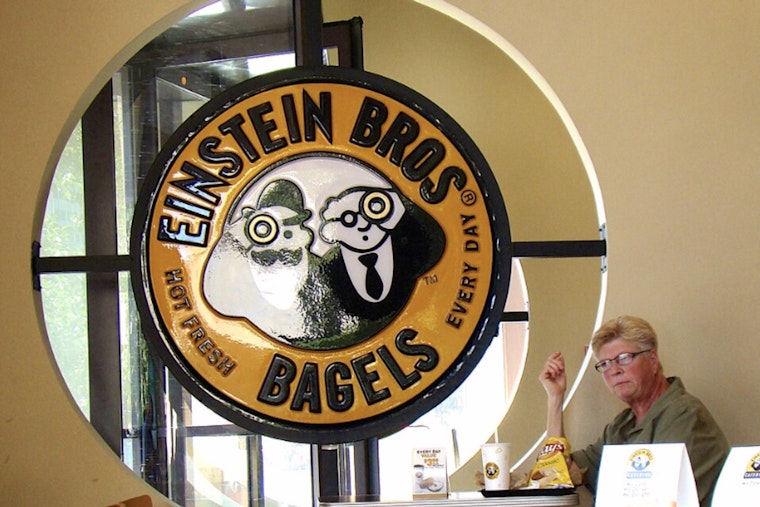Einstein Bros. Rolls Into Manvel Town Center