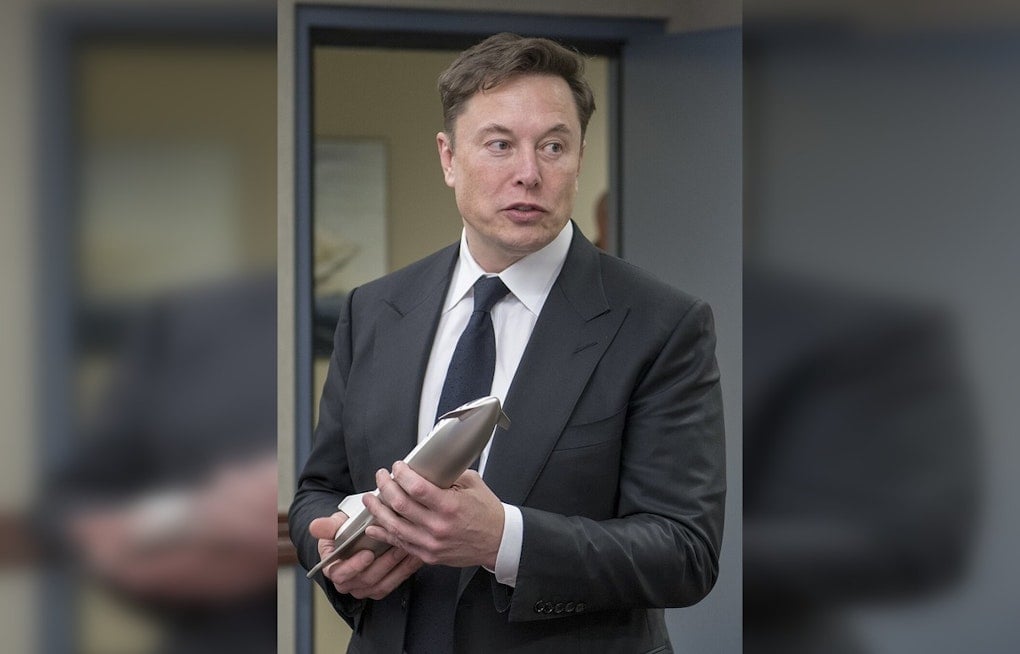 Elon Musk Quietly Snaps Up Jacksonville Power Firm In Billion-Dollar Deal