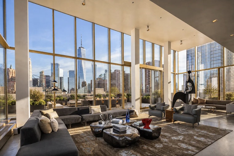 Ex-Con Penthouse Tycoon Tries To Cash Out In Tribeca And South Beach