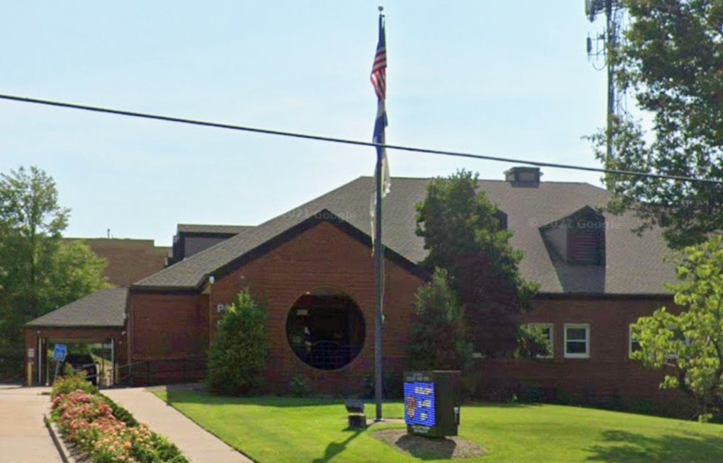 Ex Des Peres Cop Says City Hounded Him Out After Bias Complaints
