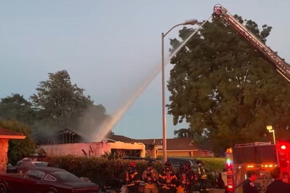 Fairfield Firefighters Beat Back Diamond Way Blaze, Save Four Dogs