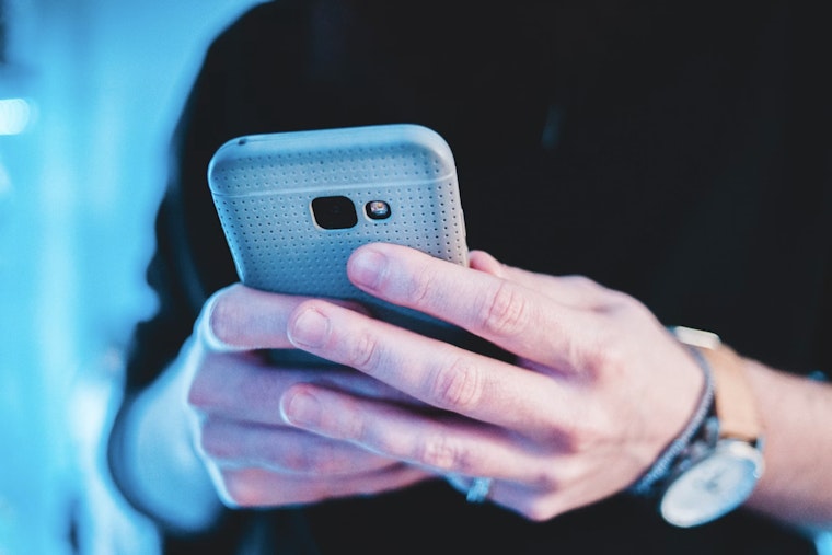 Fake 'Detective' Calls Rattle Oak Creek as Scammers Push Bogus Warrants