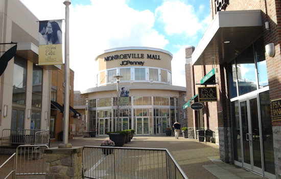 Fans Say Goodbye to Monroeville Mall at Living Dead Weekend