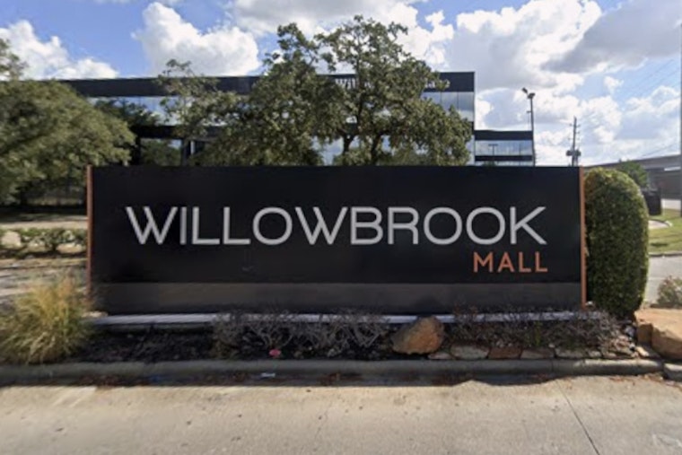 Fast-Fashion Blitz: Primark Takes Over Empty Sears at Willowbrook Mall Next Month