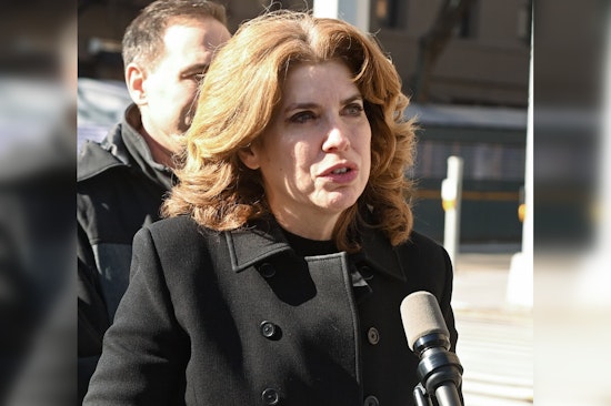 FDNY Union, Grieving Families Pack Downtown Rally for Fifth Firefighter in Budget Brawl