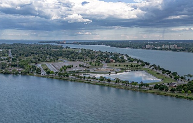 Feds And State Plot Big Dig To Suck Toxic Sludge From Detroit River By Belle Isle