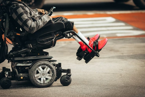Feds Crack Down on Airlines Over Wheelchair Woes in the Skies