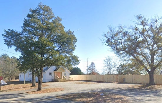 Fence Feud at Gwinnett Cemetery Takes Grim Turn with Possible Hidden Graves