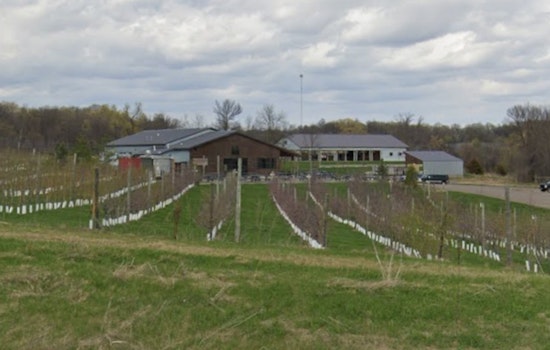 Fine Dining Sneaks Onto St. Joseph Cider Patio