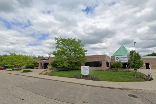 Flint Guard On Duty Dies After Car Plunges Into Genesys Hospital Pond