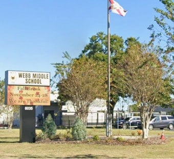 Florida High Schoolers Stand Alone in Phone Ban Exemption