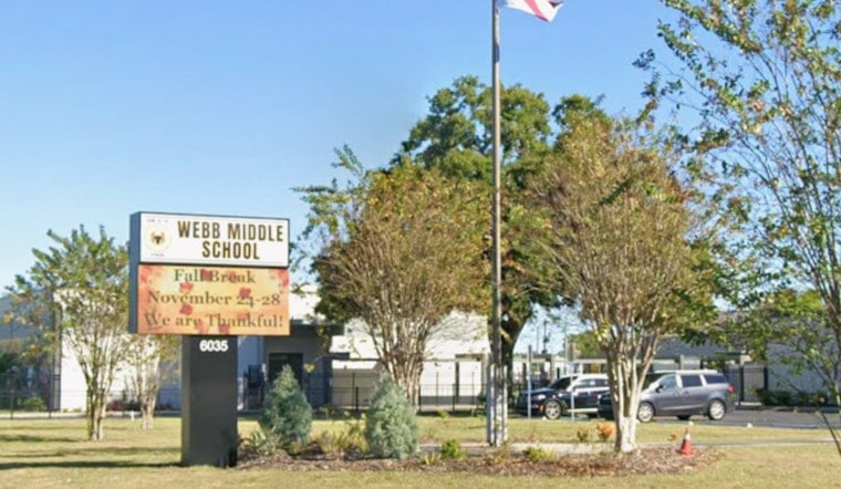 Florida High Schoolers Stand Alone in Phone Ban Exemption