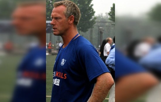 Flying Bottle At Azteca Leaves TV Analyst Warren Barton Bloodied