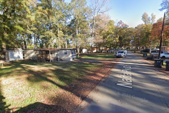 Forest Park Families Pushed Out As Charlotte Lot Clears For Nearly 400 Apartments