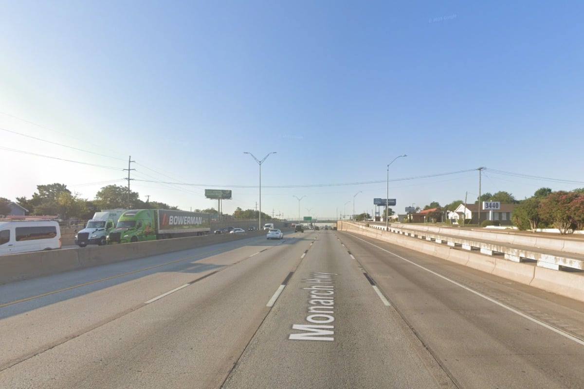 Fort Worth Freeway Tragedy: Driver Killed Checking Fender Bender On I-35W