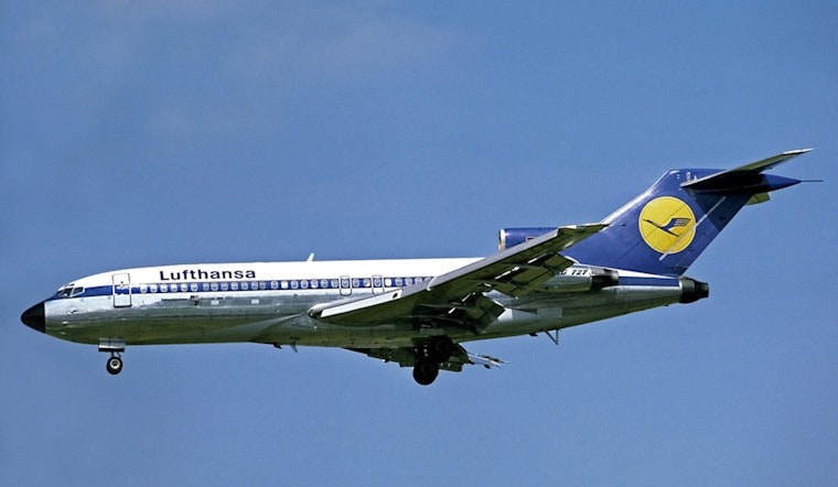 Frankfurt Fiasco: Lufthansa Dreamliner Drops Onto Its Nose, Injuring Workers