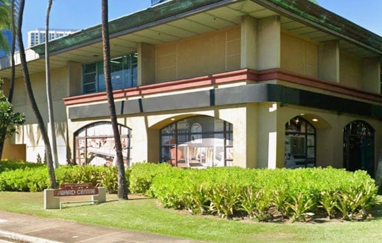 Ward Centre Book Frenzy Packs Honolulu’s 77th Annual Sale