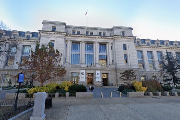 From Pigeon Ghosts To Anacostia Comeback, Smithsonian’s New Show Puts America On D.C. Stage
