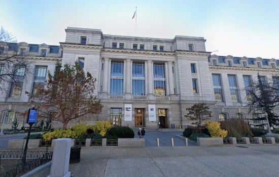 From Pigeon Ghosts To Anacostia Comeback, Smithsonian’s New Show Puts America On D.C. Stage