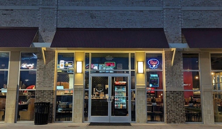 Fruit Flies, Warm Slices And A ‘U’ Grade For Duluth Pizza Joint