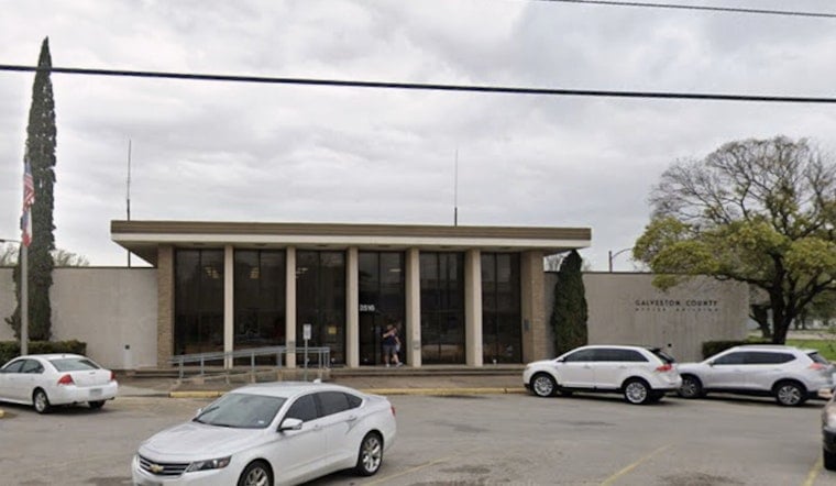 Galveston Commissioners Rush Through Hotly Disputed Precinct Map