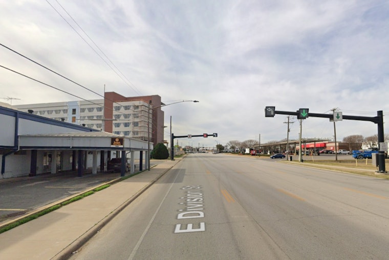 Gas Station Turn On East Division Ends In Deadly Arlington Smashup
