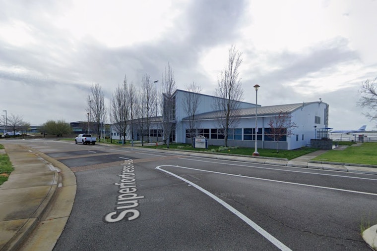 Gear Scare At Mather: Private Jet’s Emergency Landing Jolts Sacramento Skies