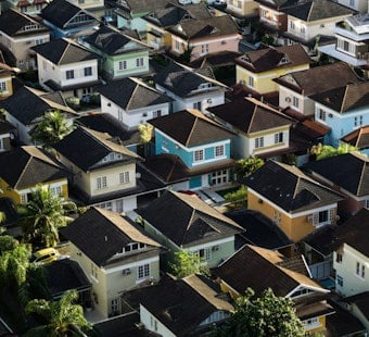 Georgia Homeowners Squeezed as 9 in 10 Overpay Mortgages