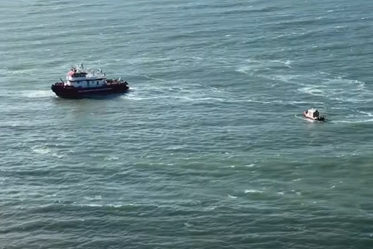 Golden Gate Scare As Firefighters Reel In Stranded Kite Surfer