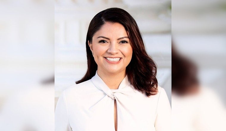 Gonzalez Seeks Release Of 911 Calls From ICE Detention Centers