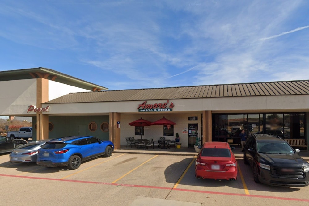 Grapevine Pizza Shop Fires Up Ovens Again Under New Owners
