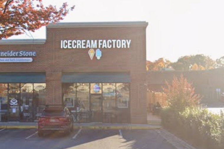 Greensboro Scoop Shop Storms Queen City With Unlimited Toppings
